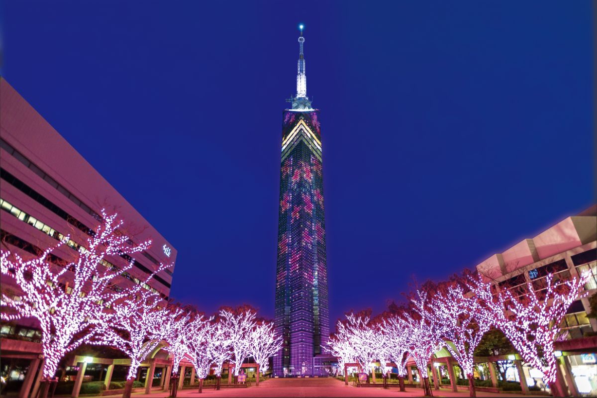 福岡タワー35周年感謝祭「桜まつり」